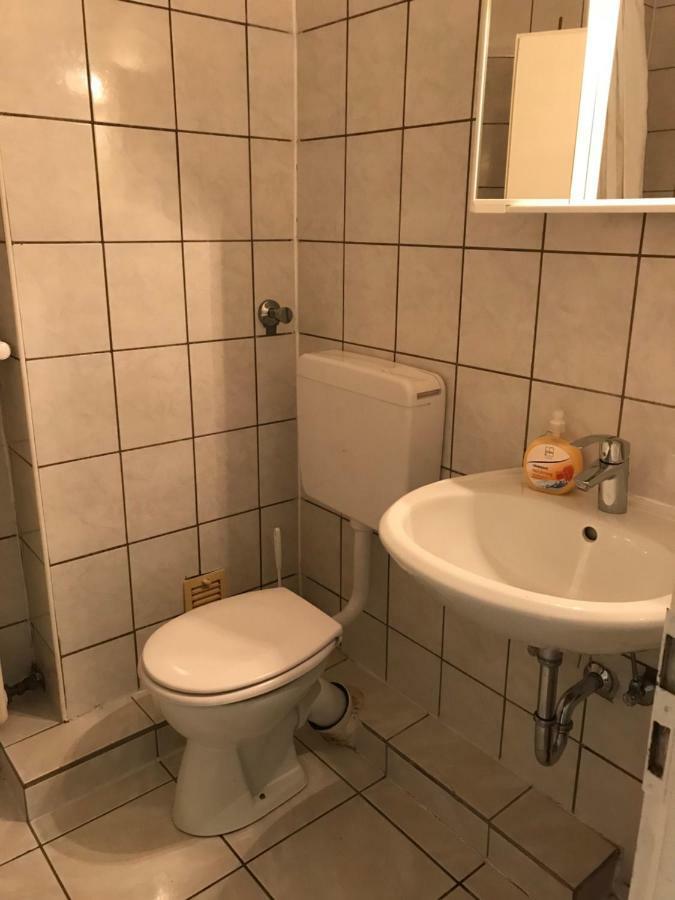 Ferienwohnungen In Moenchengladbach Екстер'єр фото